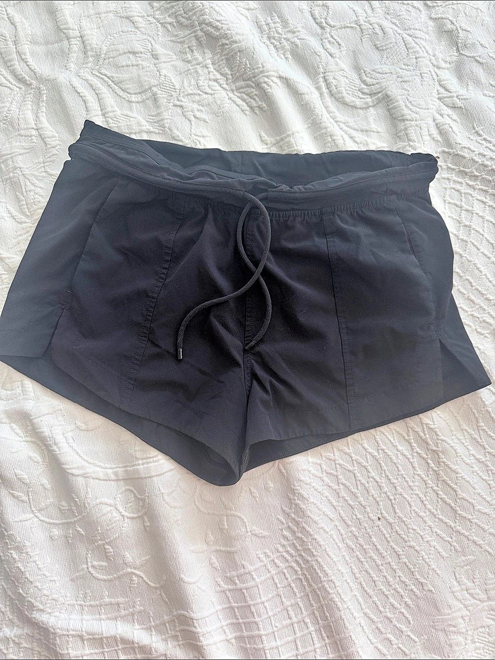Lululemon Tracker Short Black Athletic Shorts